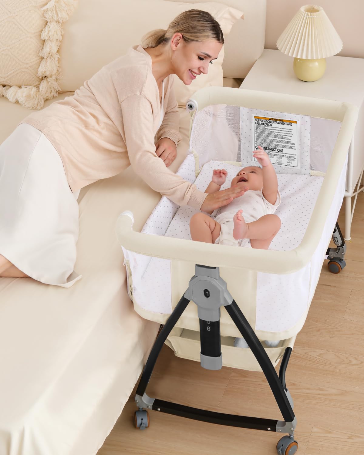 Wayfong 3-in-1 bassinet in standalone mode with mesh for safe newborn sleep.