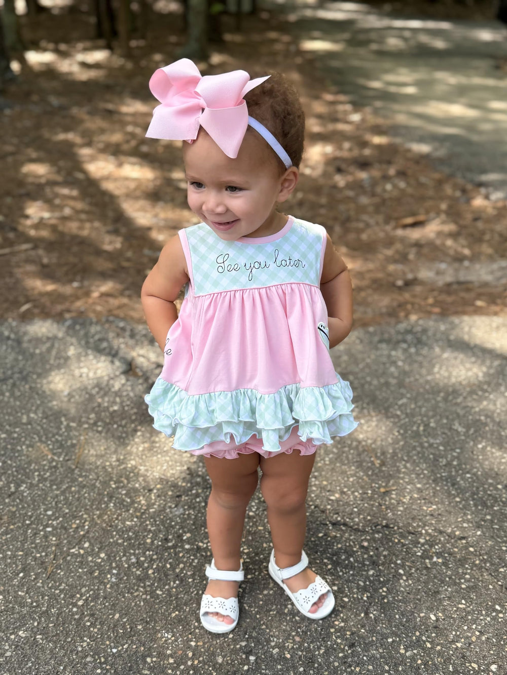 Wee Ones girls' hair bows in light pink add coordinating style