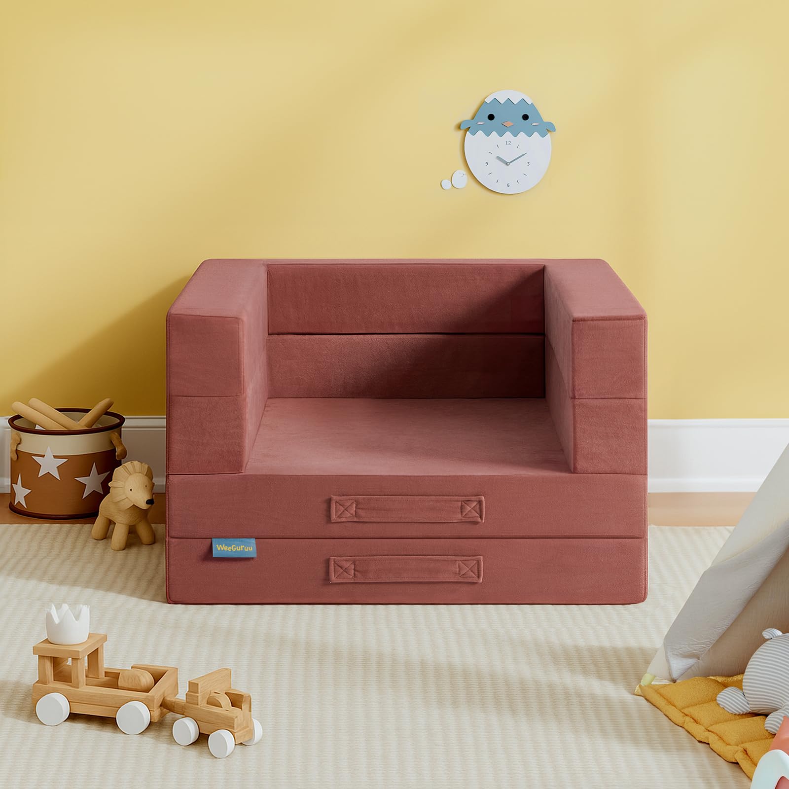 WeeGuruu removable cover is washable for quick cleaning.