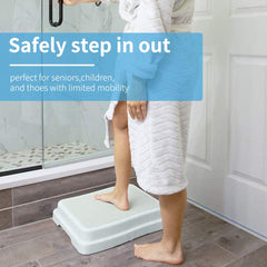 Wefaner bath step wide design offers a stable platform for entry.