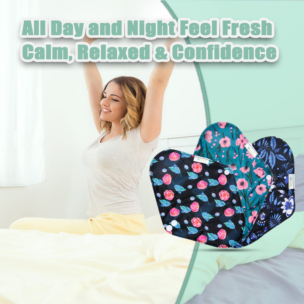 Wegreeco mini wet bag keeps pads organized and discreet.