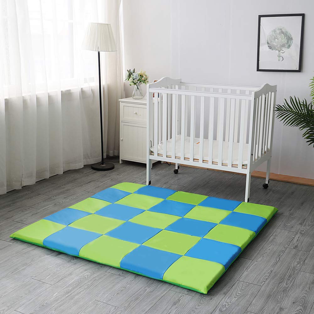 Weizzer Toys memory foam soft play mat provides gentle tummy time support.