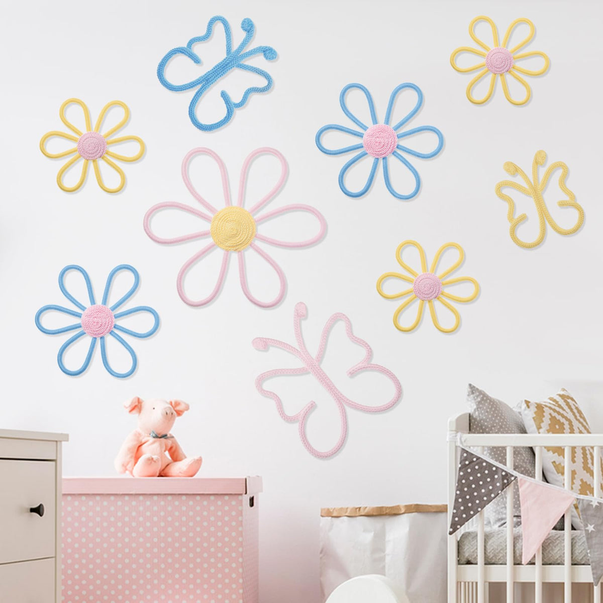 Wesiti daisy flower wall hanging in 25cm size for a playful nursery focal point