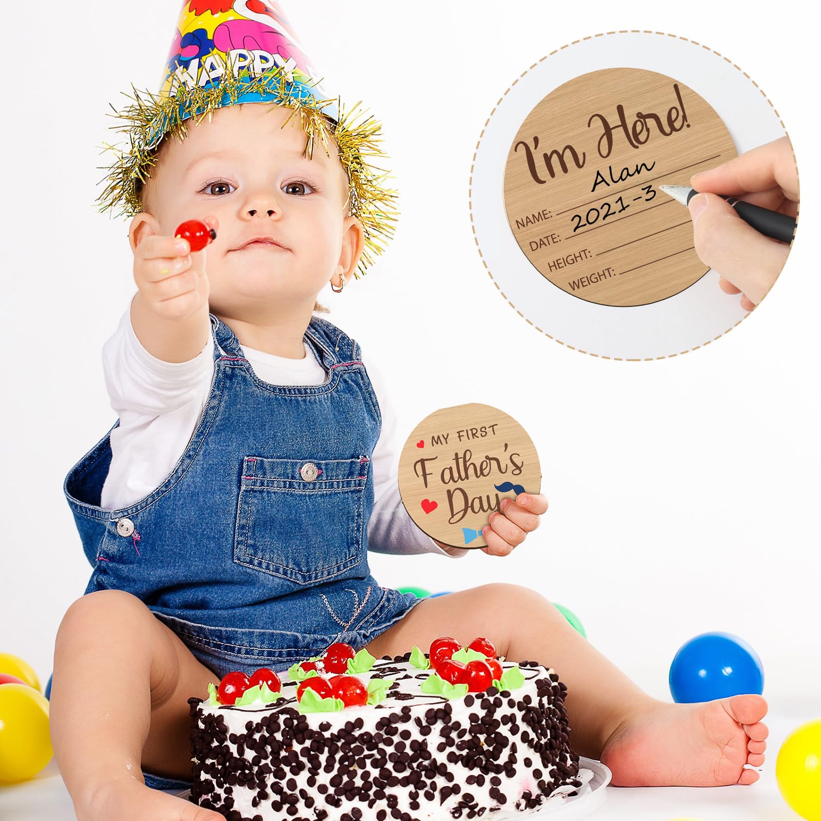Wesiti wooden display stand to showcase milestone cards beautifully