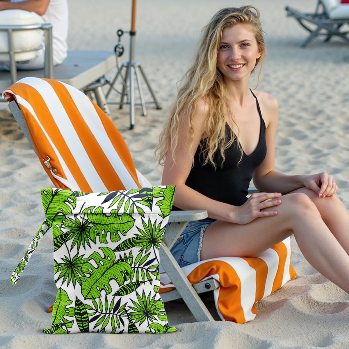 WETDNGQI wet bag with durable, smooth-glide zippers and abrasion-resistant fabric.