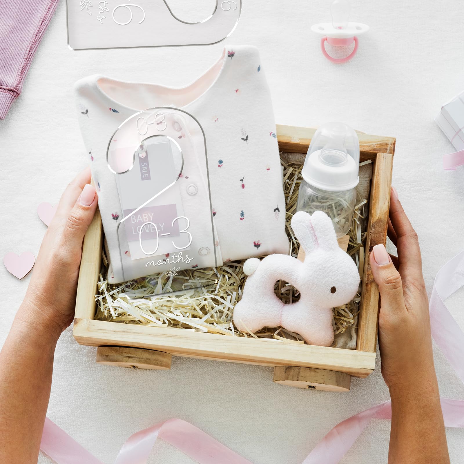 Whaline gift-ready dividers for a thoughtful baby shower.