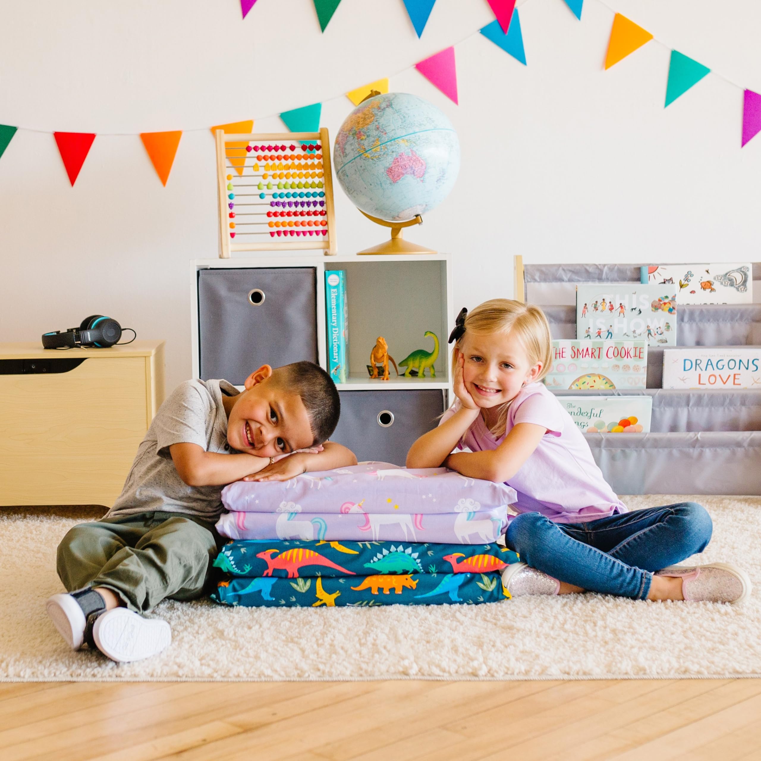 Wildkin nap mat cover robots pattern on mat showing breathable fabric