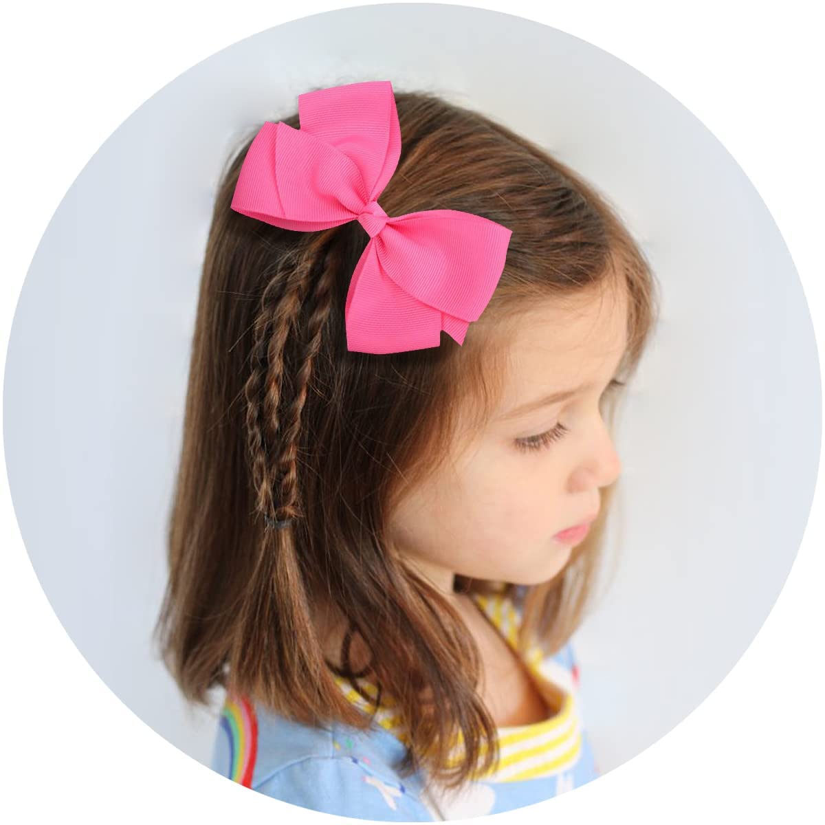 WillingTee kid bow with secure clip for active days