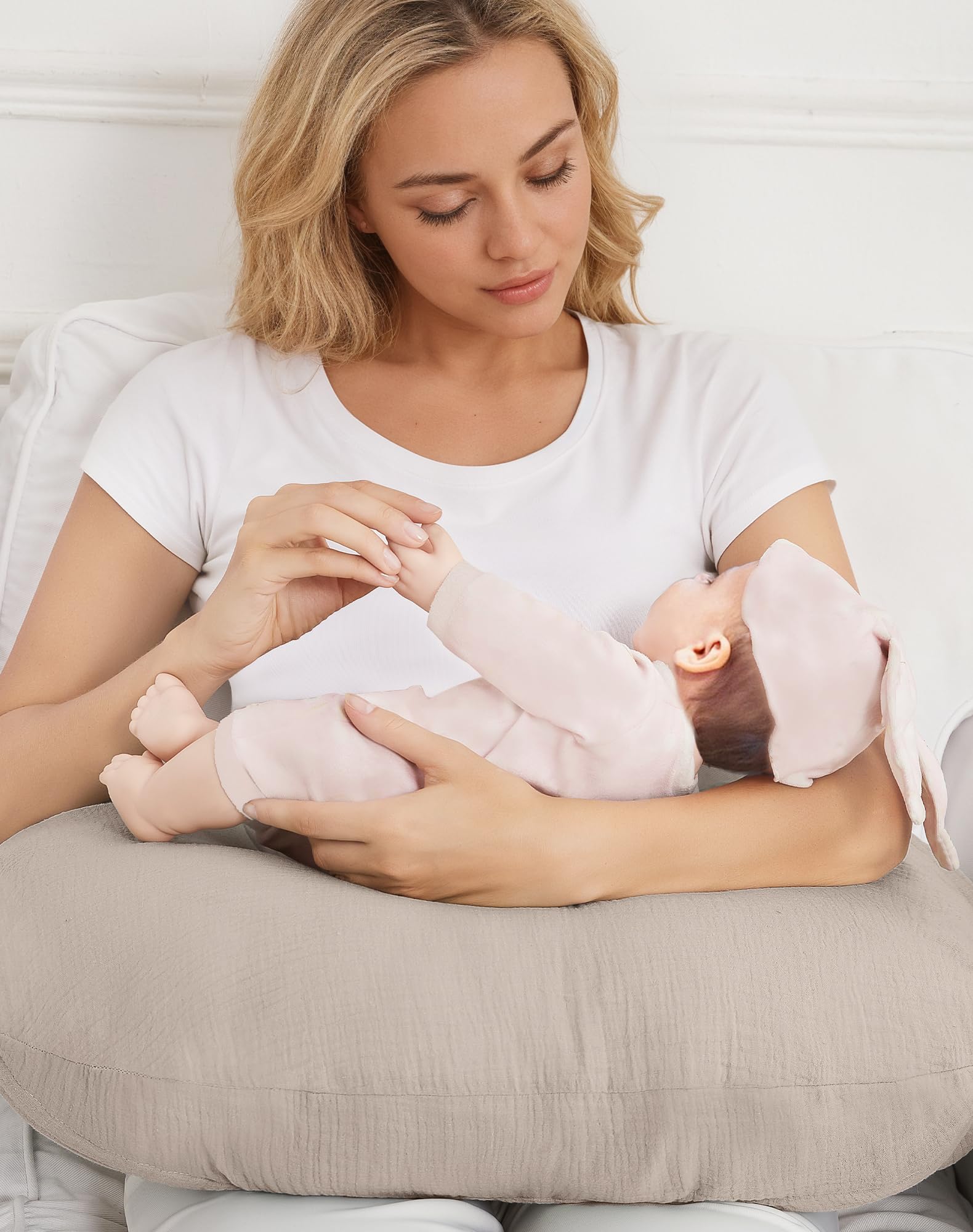 Wimist baby-friendly nursing pillow cover washable design for easy care