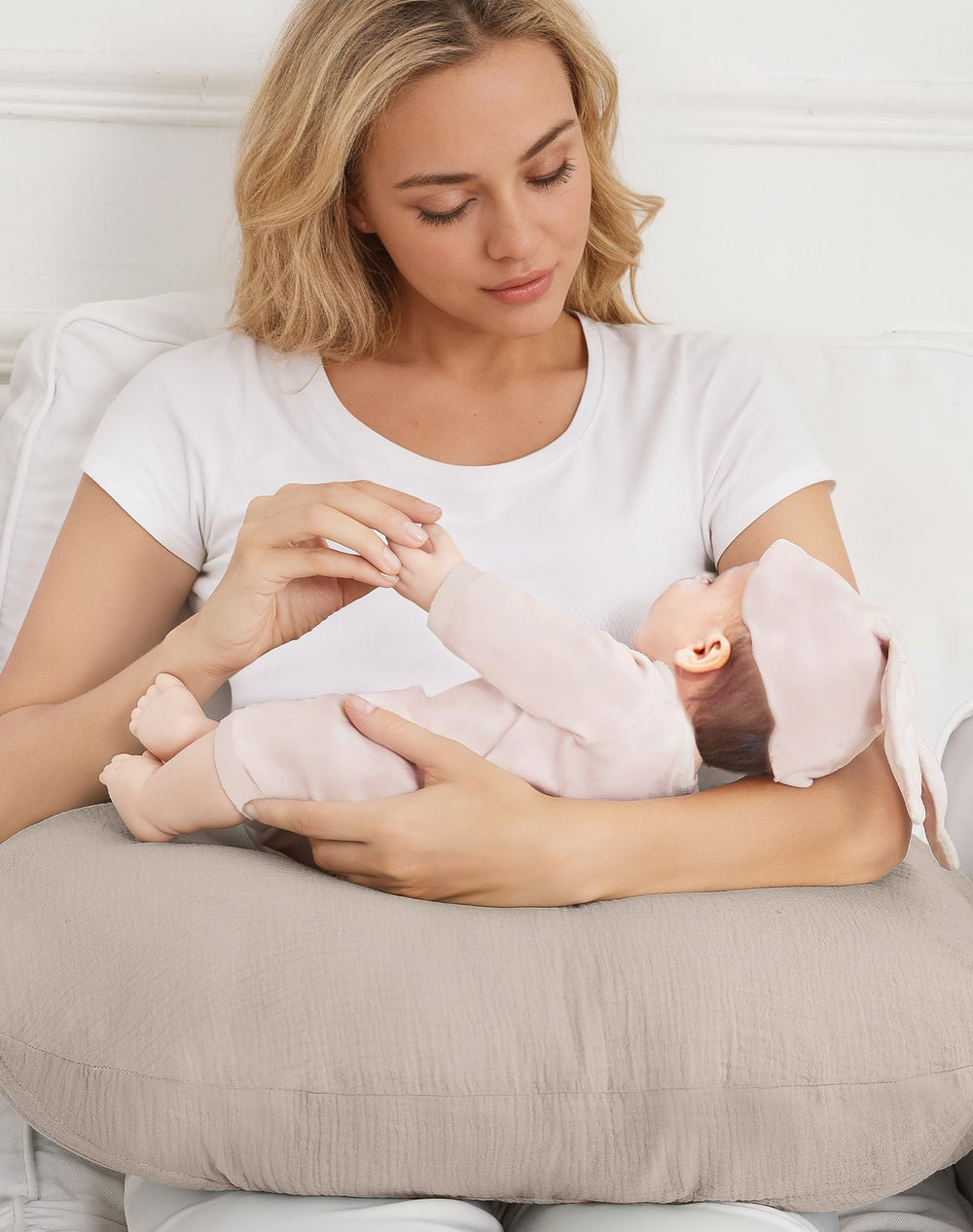 Wimist baby-friendly nursing pillow cover washable design for easy care