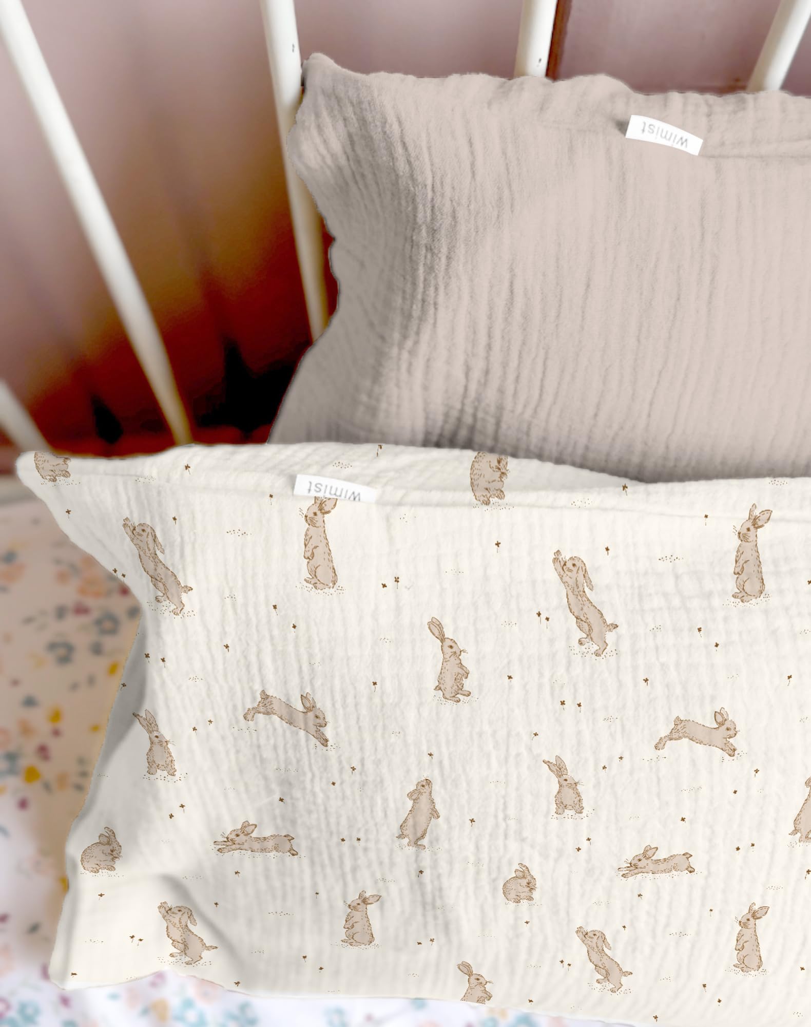 Wimist muslin close-up shows soft breathable fabric for sensitive skin.
