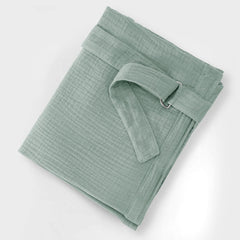 Wimist nursing cover pocket closeup for convenient storage