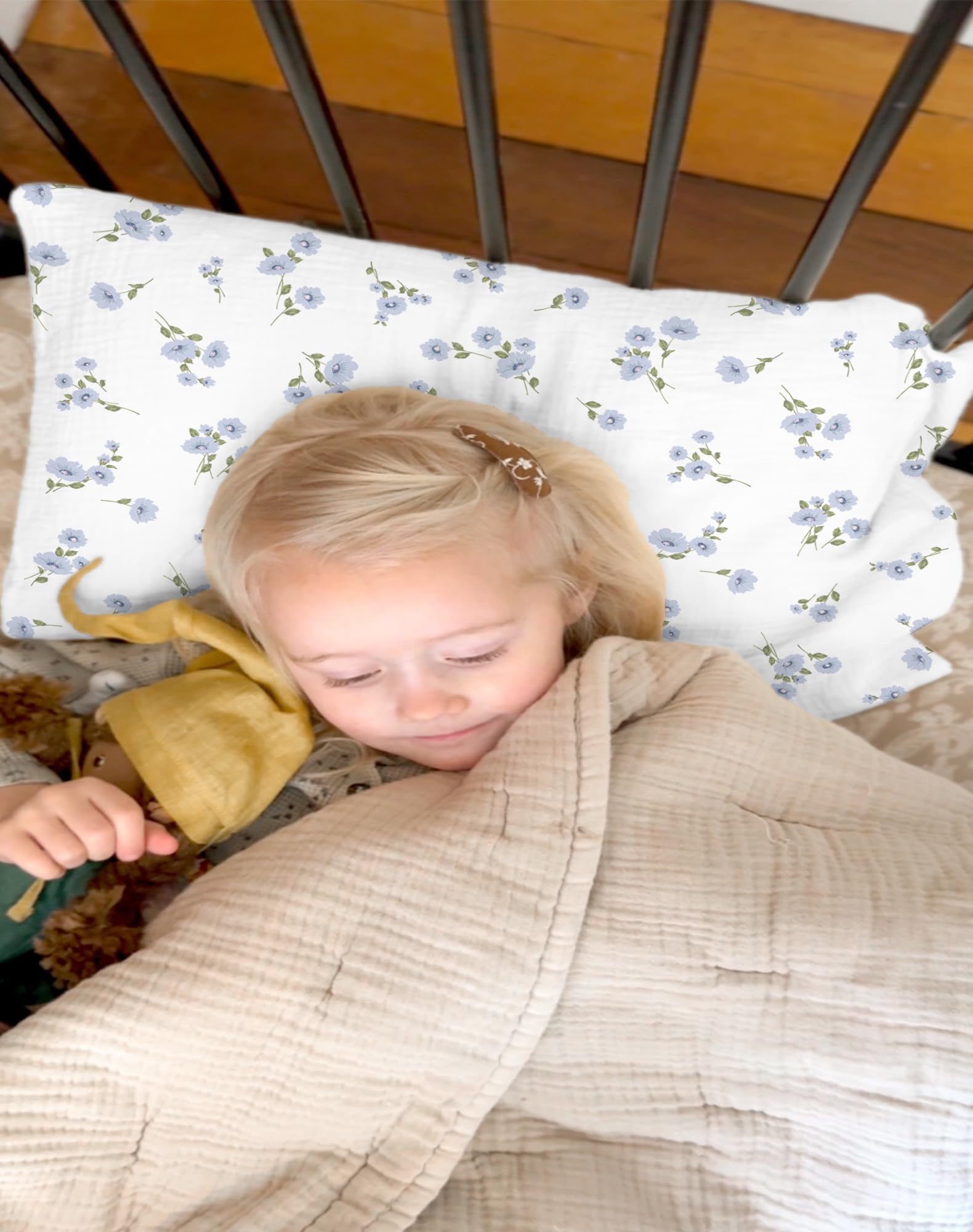 Wimist travel nap compatibility for kindergarten and travel pillows.