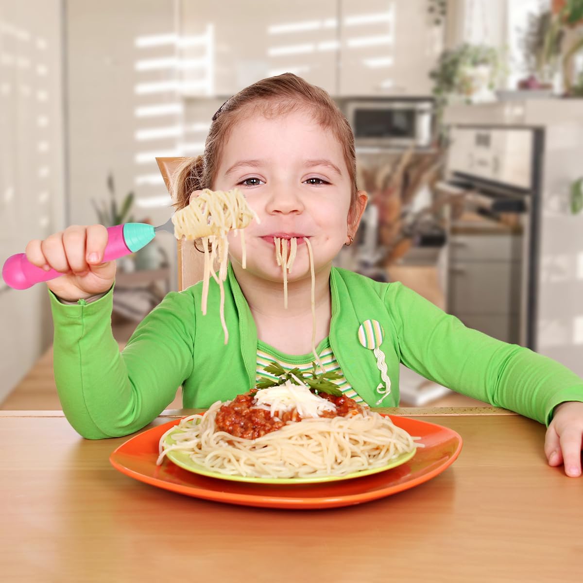 Wingosoph electric twirling fork featuring stainless steel fork head.