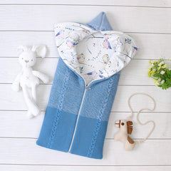 Winmany Sleeping Bag Zipper Blue offers quick diaper changes indoors or outdoors.