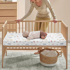Winpema giraffe print crib sheet fits standard cribs securely.