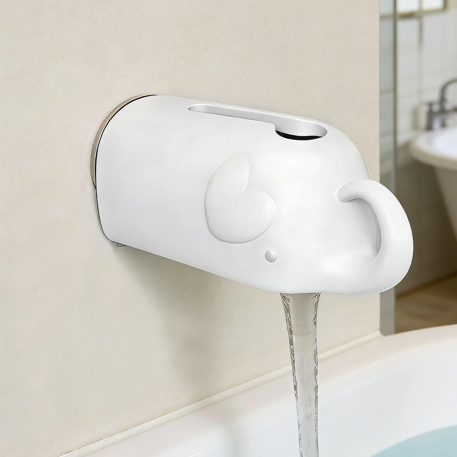 WMKCDY soft silicone spout cover reduces contact with sharp edges during bath time.