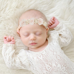 WNYUJOY stretchy nude nylon band provides growth-friendly comfort for growing heads.