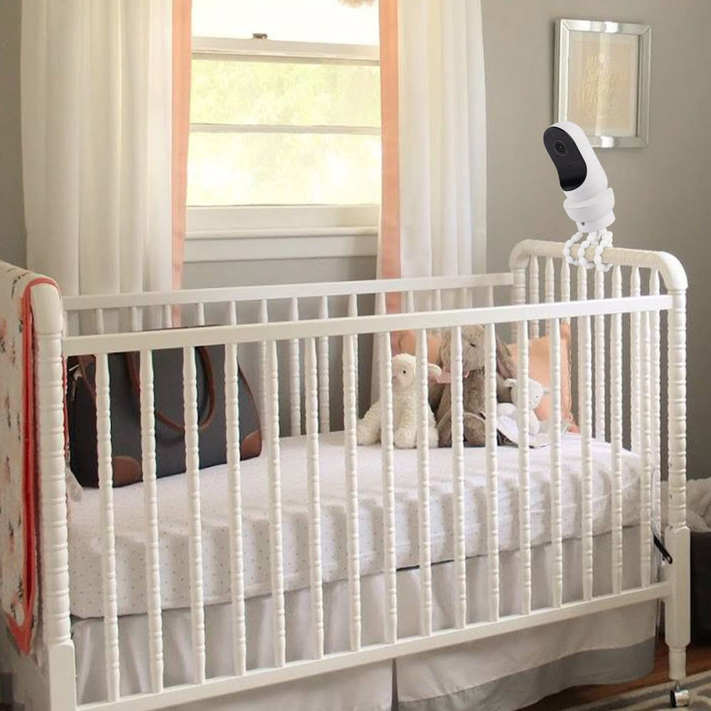 Wochel adjustable tripod legs allow precise angling for optimal baby monitoring.
