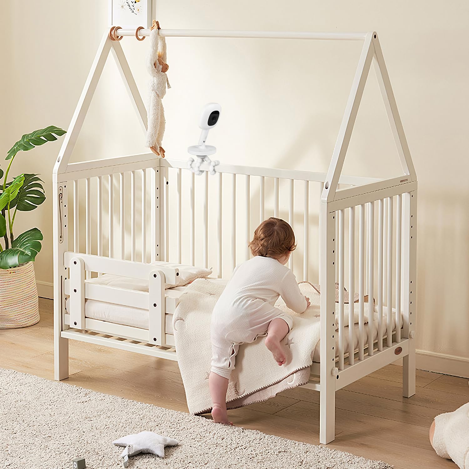 Wochel flexible attachment wraps around surfaces for versatile mounting.