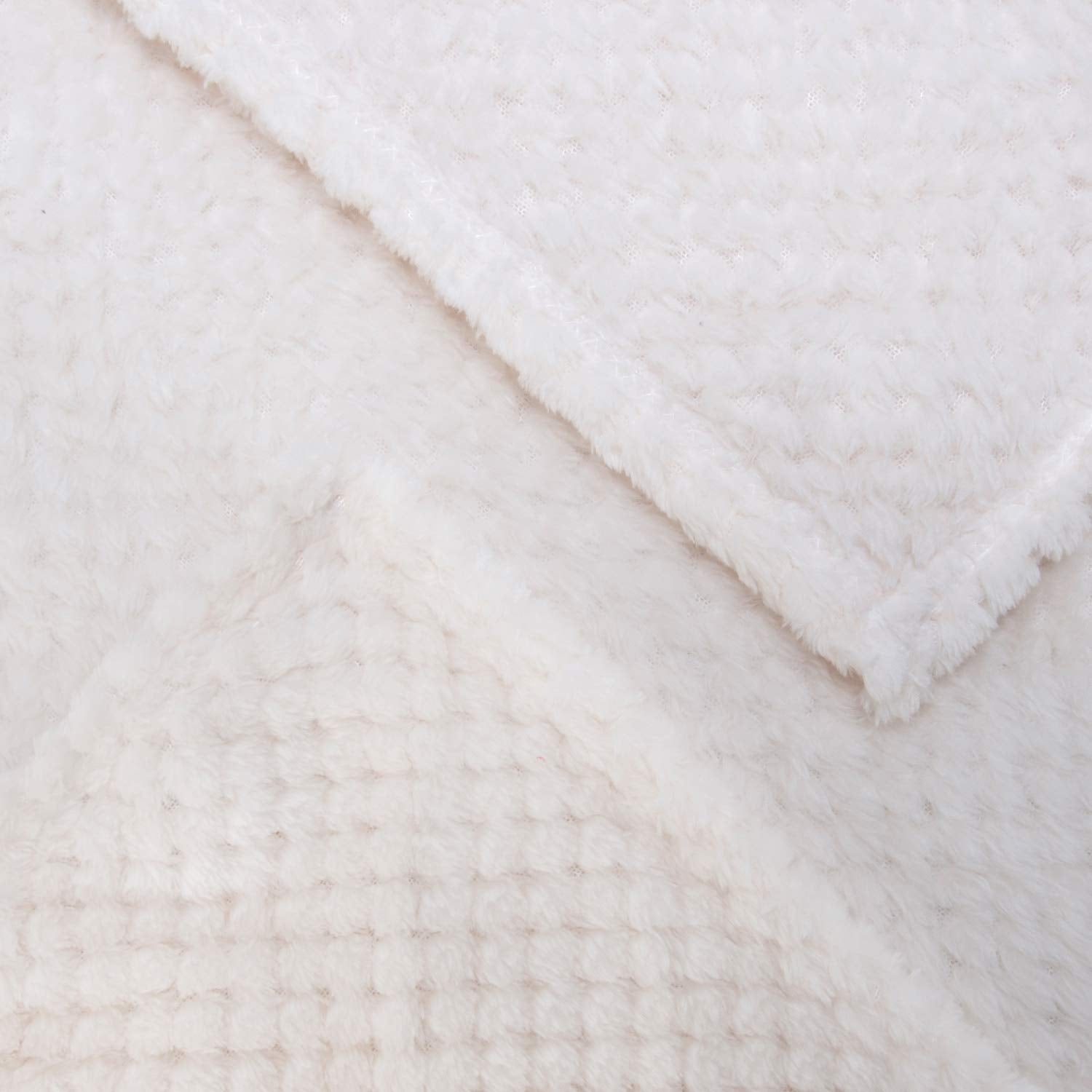 Wonder Miracle blanket with baby-safe fabric perfect for nap time and stroller rides