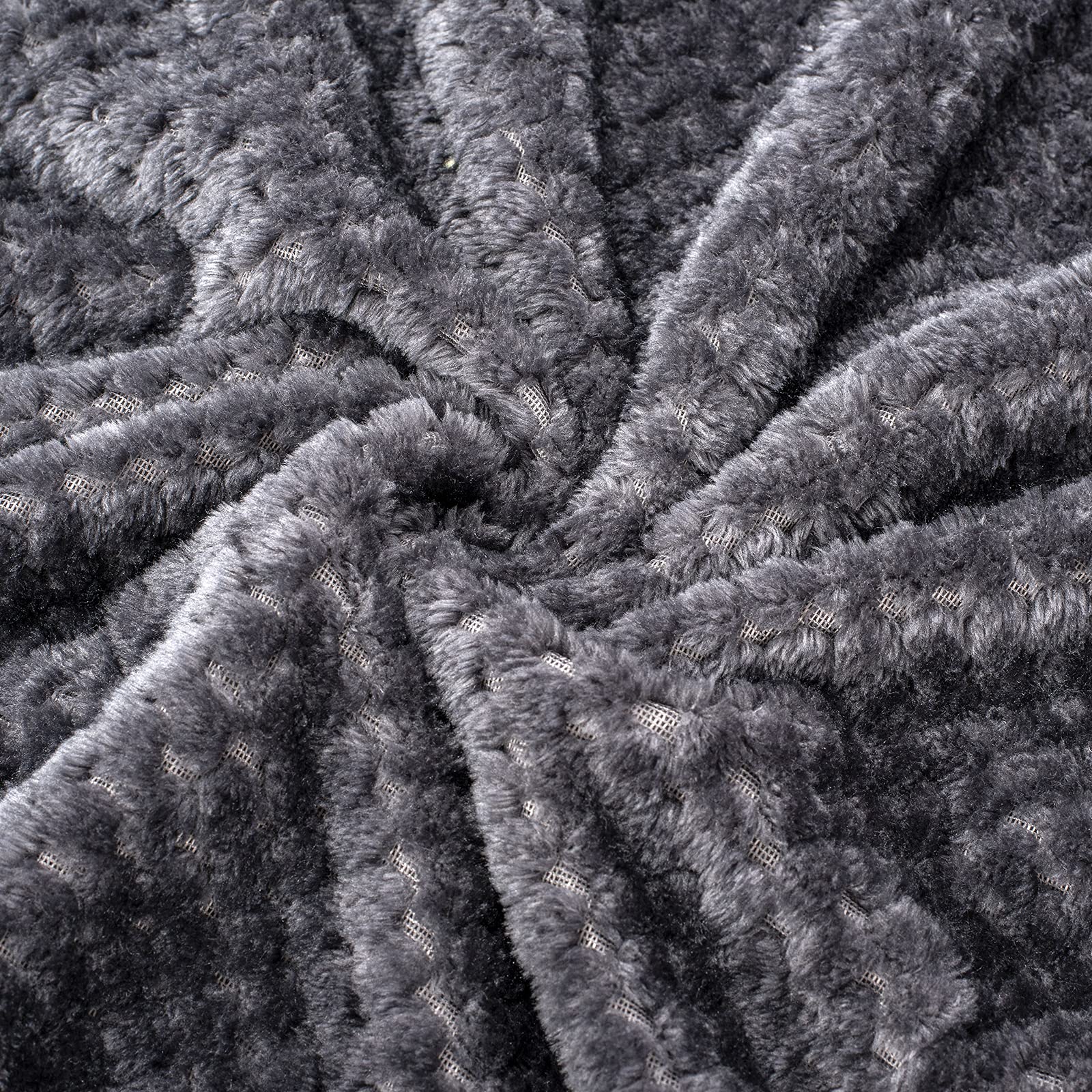 Wonder Miracle blanket folded in a compact travel setup for on-the-go care.