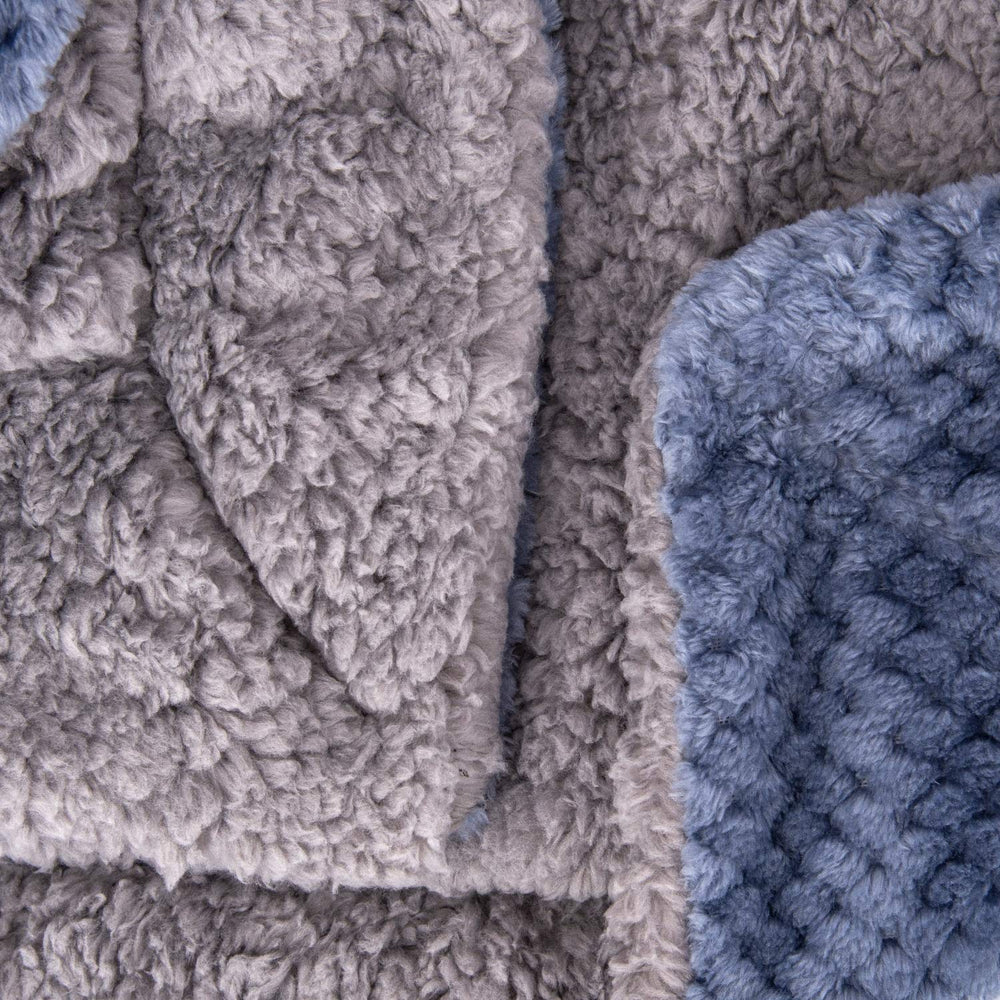 WONDER MIRACLE 40x48 blanket provides gentle warmth for naps.