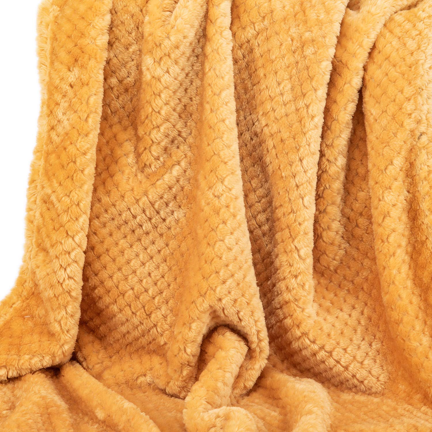 WONDER MIRACLE fuzzy blanket suitable for all-season use