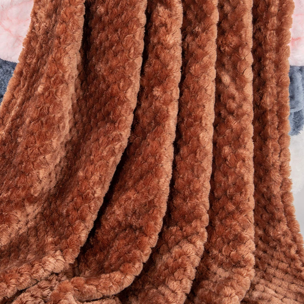 Wonder Miracle easy-care blanket machine washable and quick-drying.