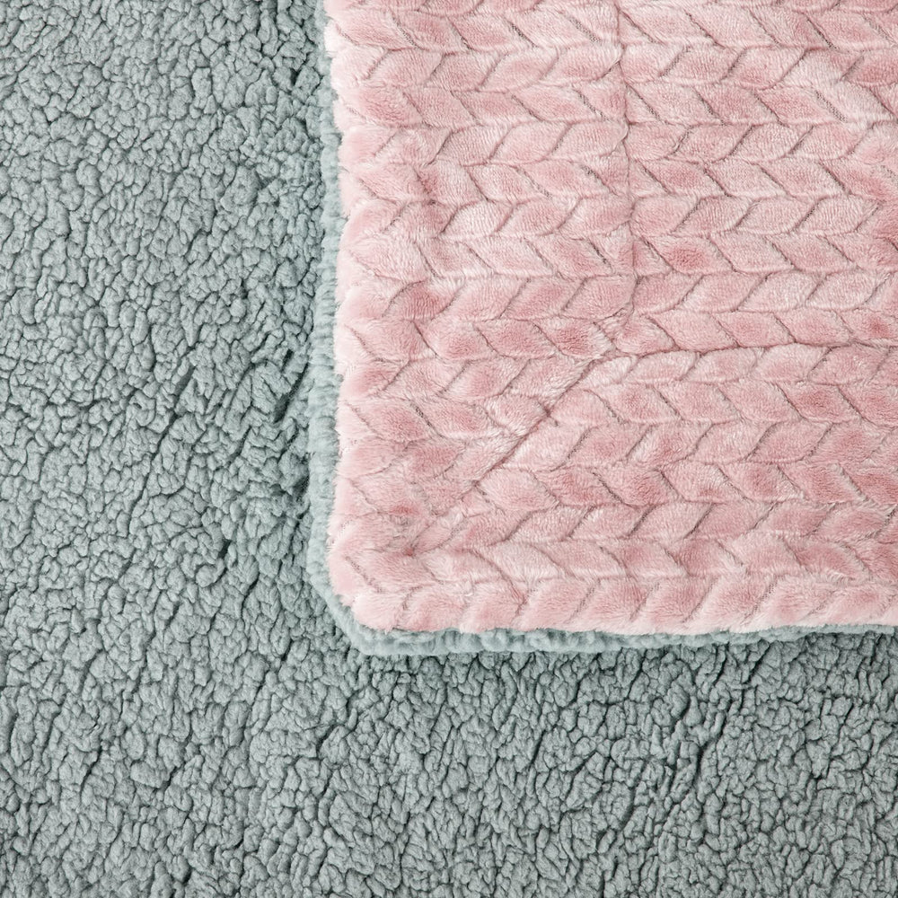 WONDER MIRACLE cozy-soft fleece blanket with gentle touch for newborns
