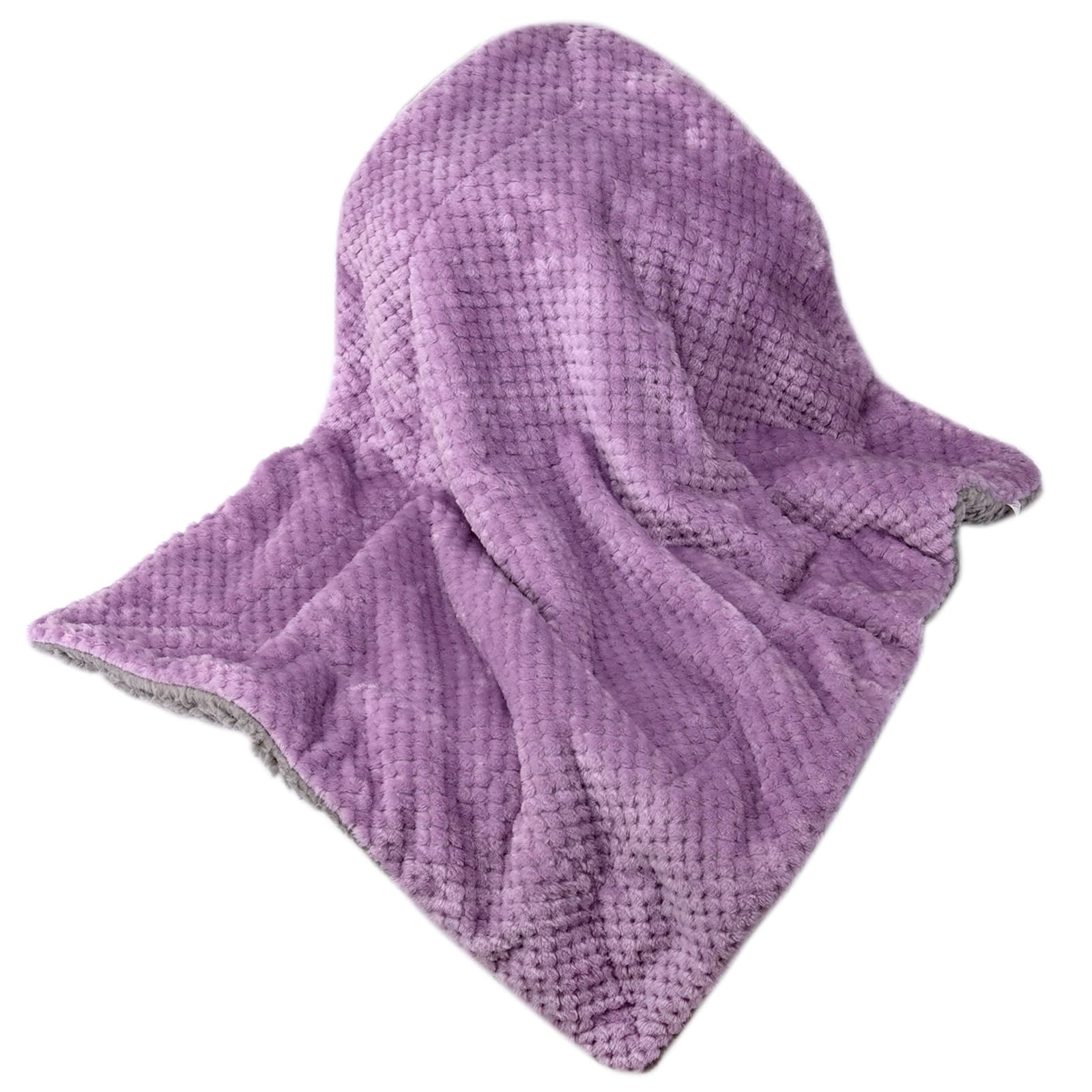 Wonder Miracle fuzzy sherpa blanket delivers all-season warmth in air-conditioned rooms.