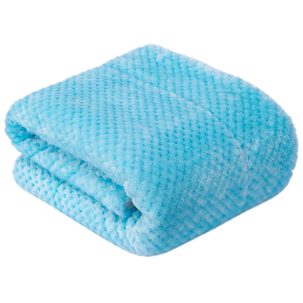 WONDER MIRACLE ice blue sherpa blanket used as stroller cover during outing.