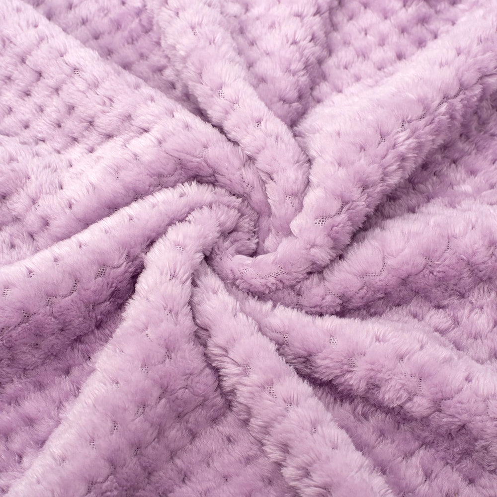 Wonder Miracle reticulated knit close-up emphasizing the advanced knit design.