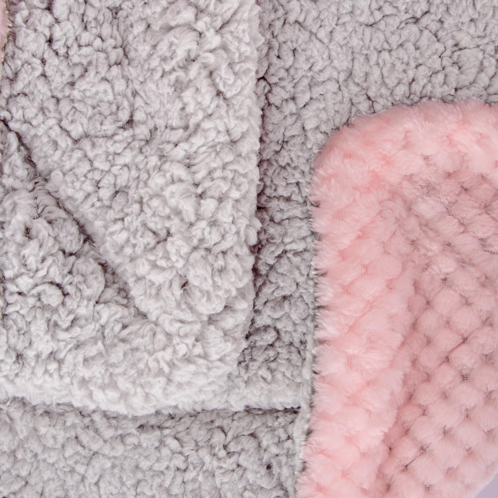 Wonder Miracle stroller-cover blanket provides cozy protection during outings