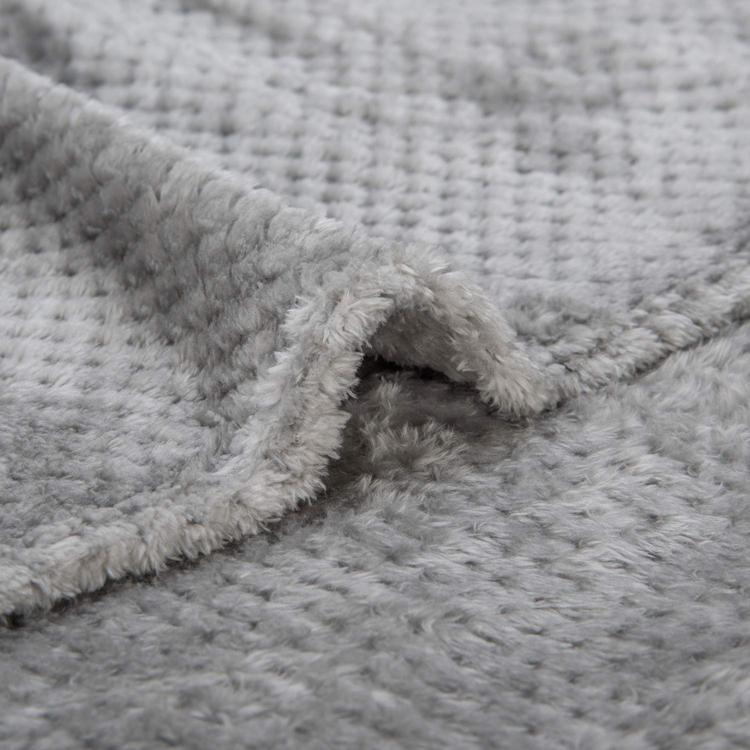 Wonder Miracle travel packable blanket demonstrated as a compact, on-the-go essential.