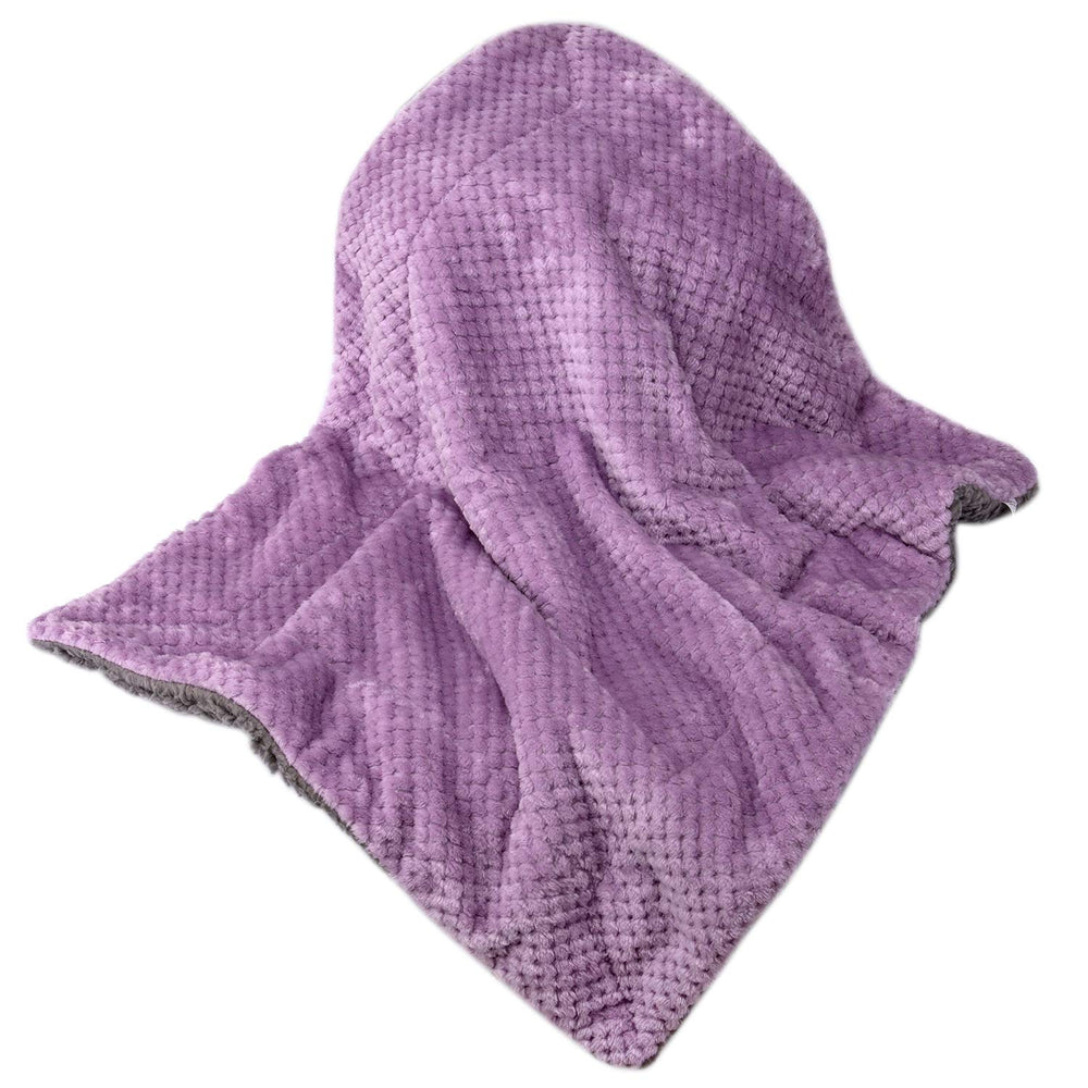 Wonder Miracle warm outdoor blanket keeps little one cozy outside