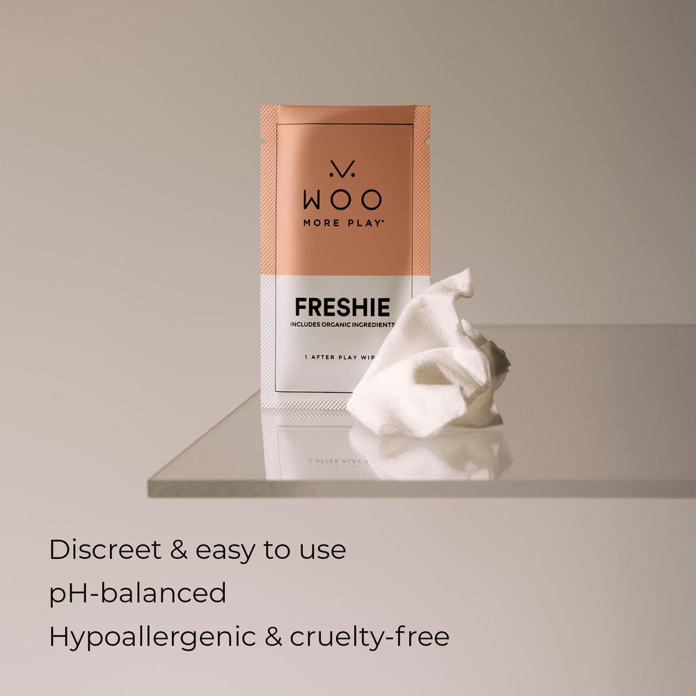 Woo More Play Freshies cranberry extract label—natural formulation for balance.