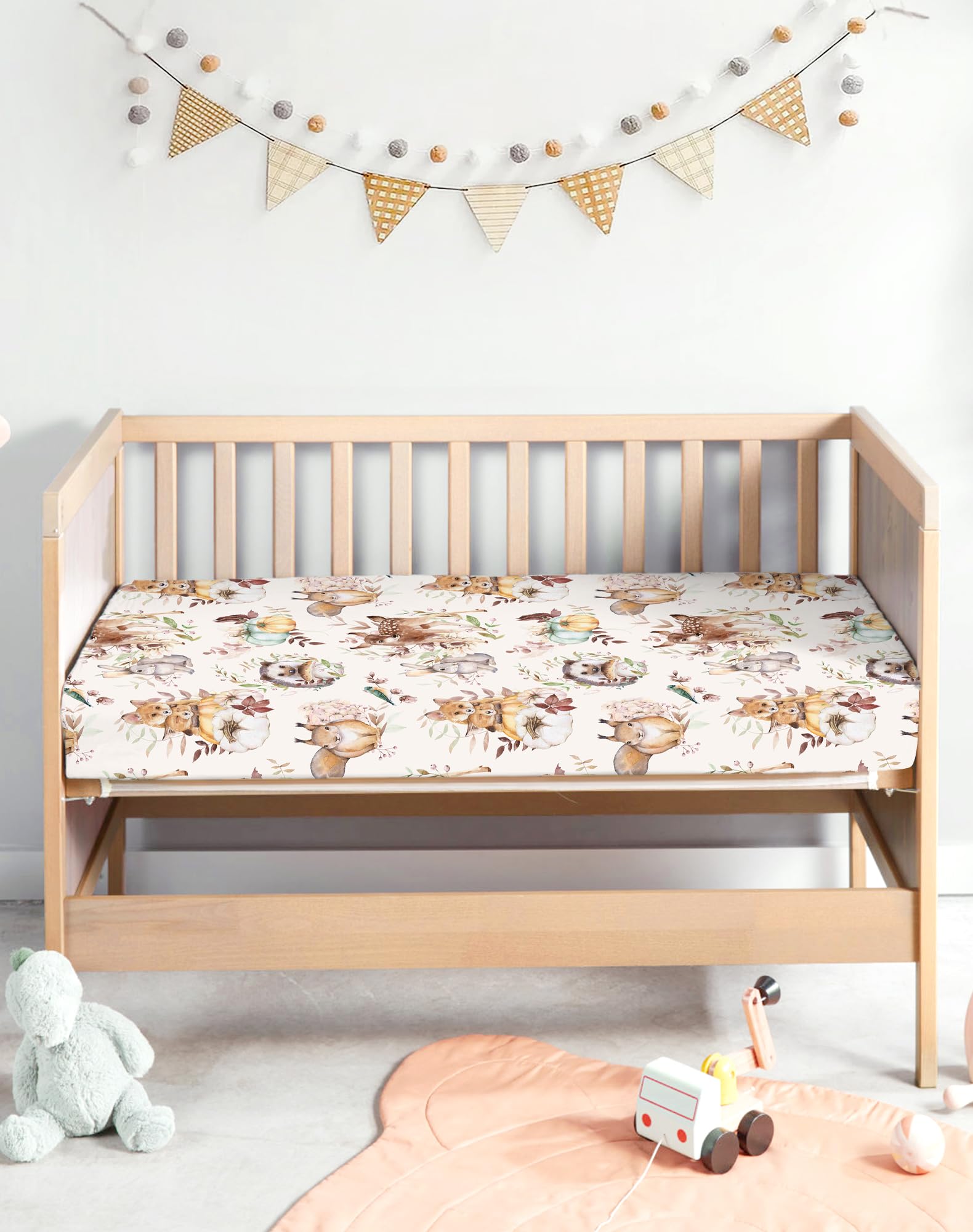 Woodiville 39x27 fit highlights secure elastic for a flat surface.