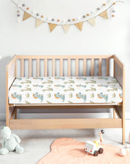 Woodiville stain-concealing design helps keep sheets clean between washes.