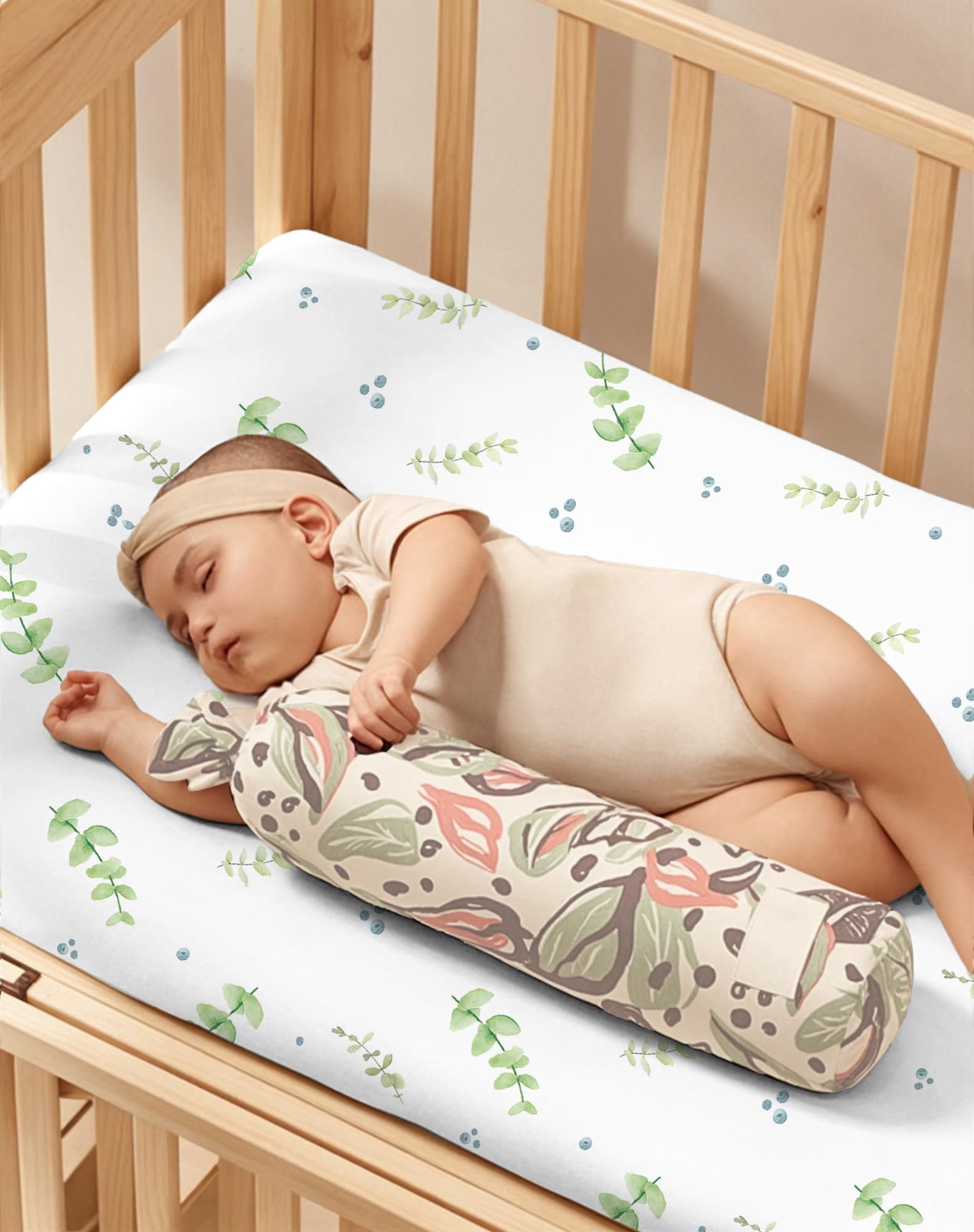 Woodiville stain-concealing pattern helps sheets stay looking fresh after washes.