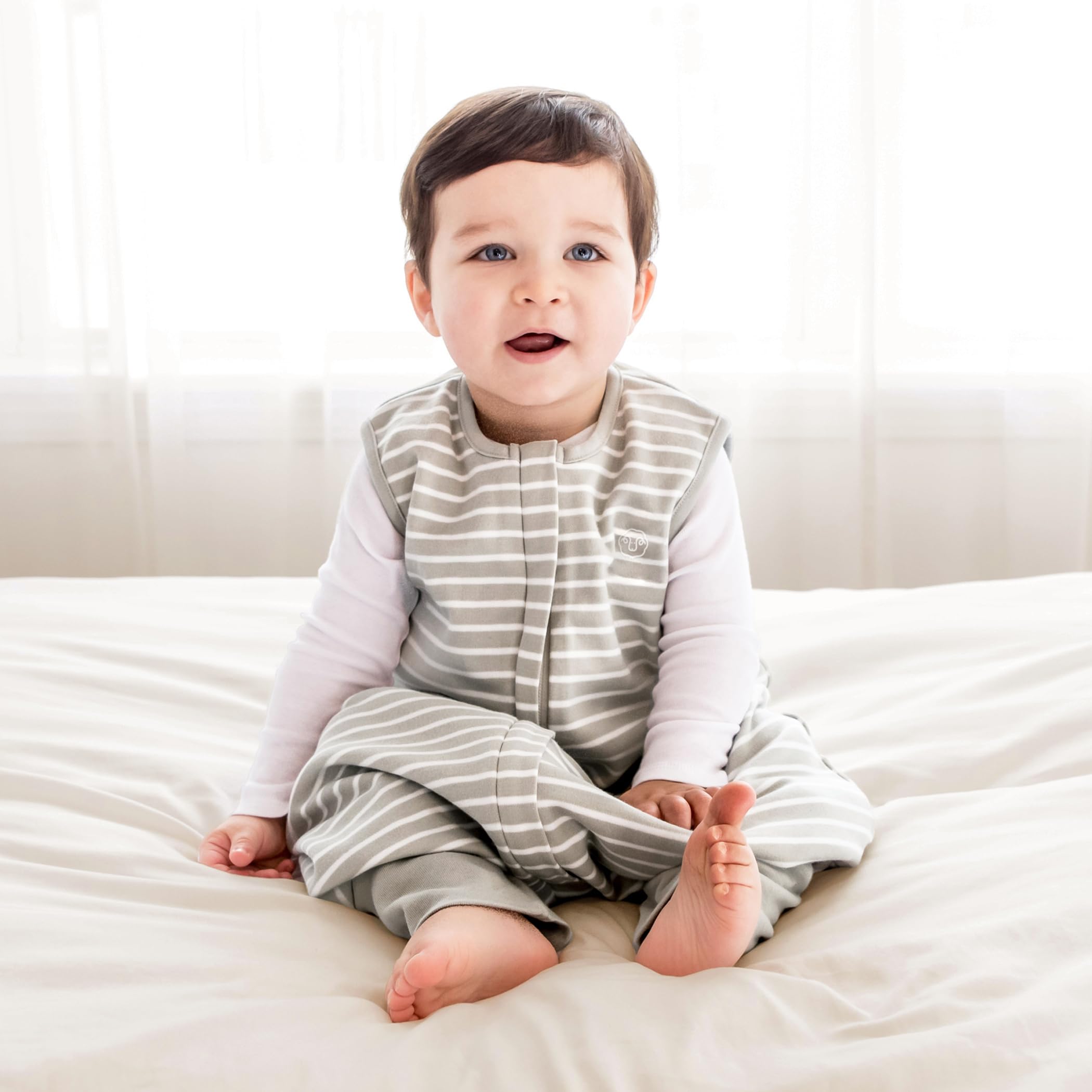 Woolino 4 Season Baby Sleep Bag Gray organic cotton outer close-up for breathability