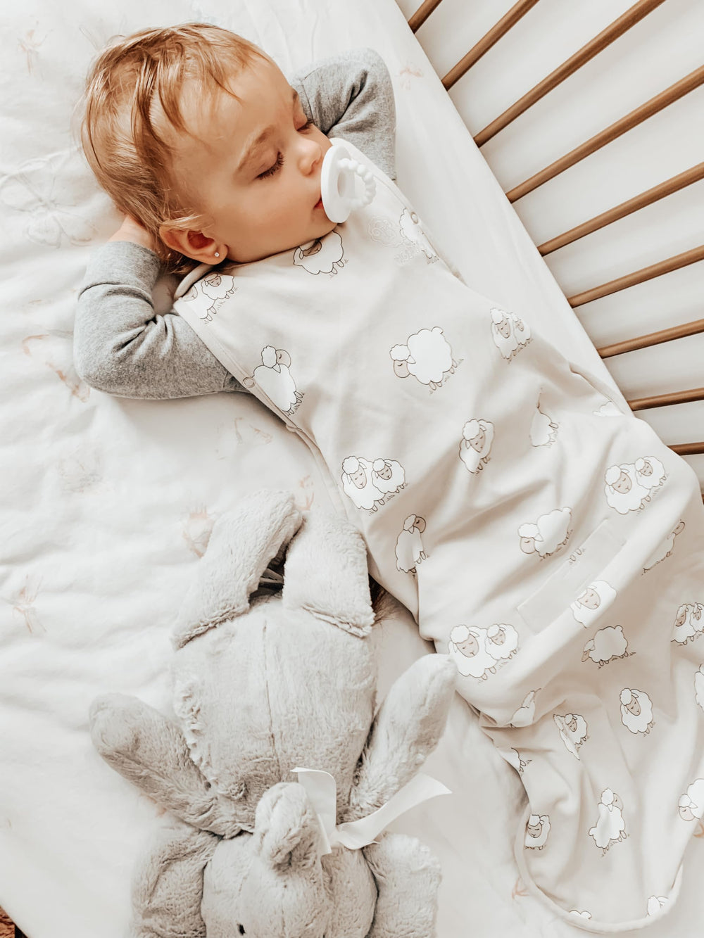 Woolino machine washable label for convenient ongoing care.