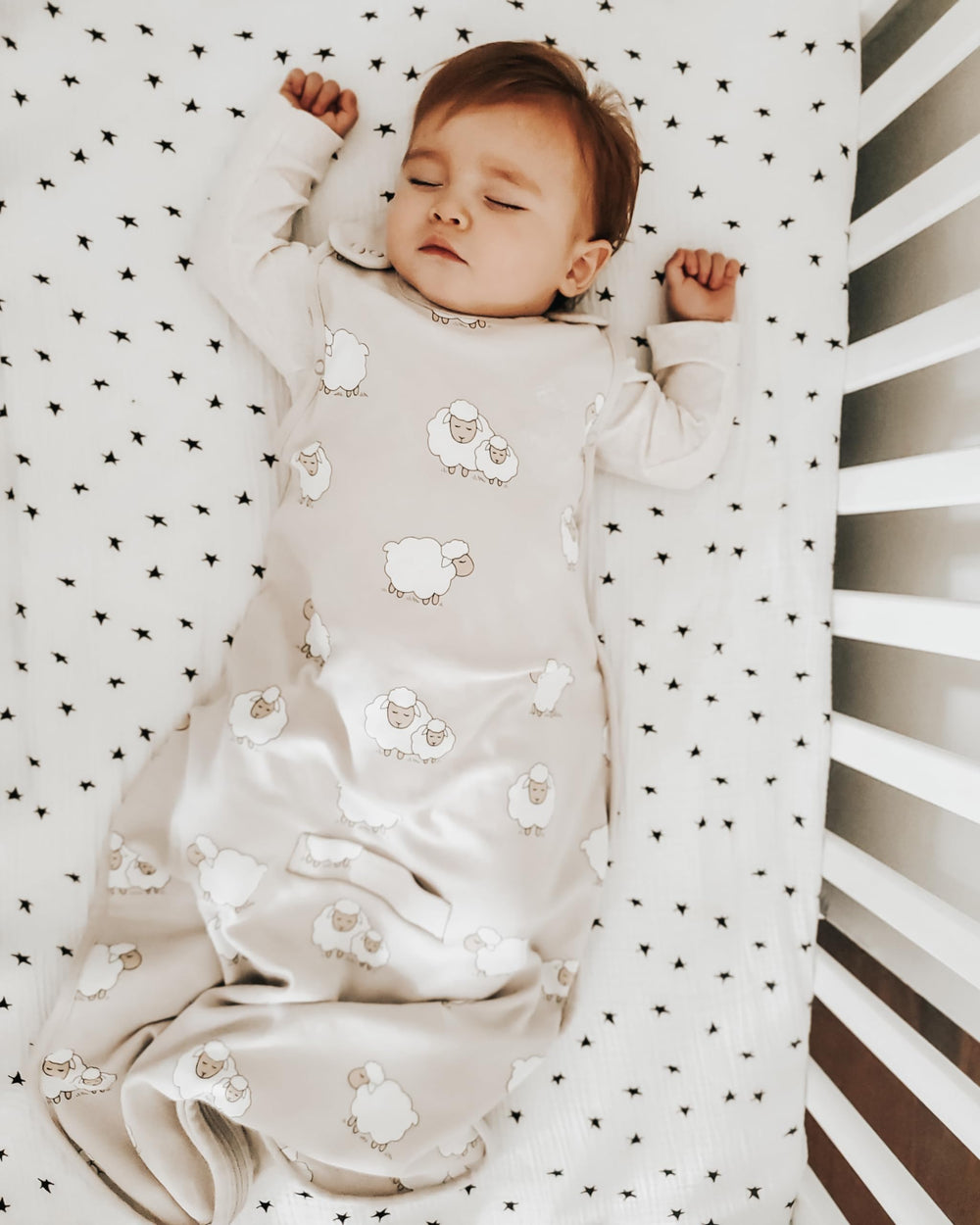 Woolino shoulder snaps provide secure fit and easy dressing.