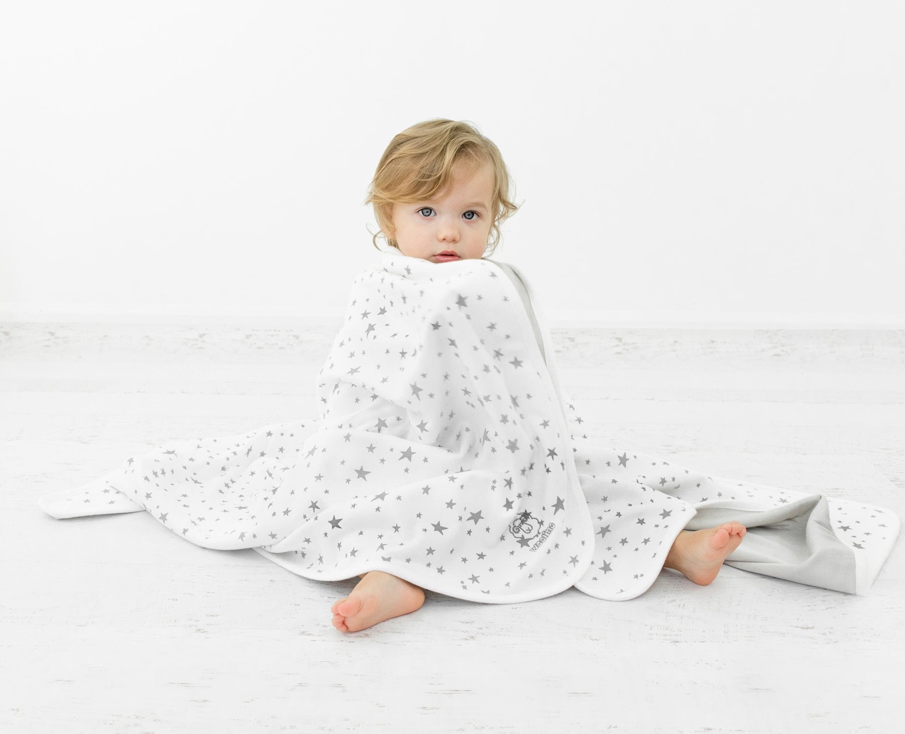 Woolino Toddler Blanket Travel Bag highlights easy packing and convenient warmth anywhere