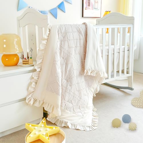 Wowelife mini crib bedding fits most mini cribs securely.