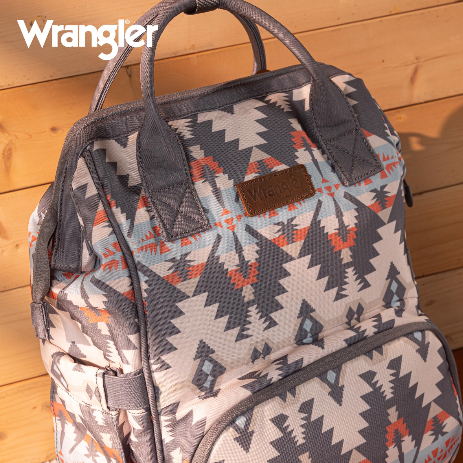 Wrangler Callie blends style with practicality for everyday outings.