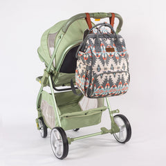 Wrangler Callie features padded shoulder straps for comfortable carrying.