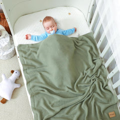 Wugugu baby blanket in stroller for on-the-go warmth and comfort