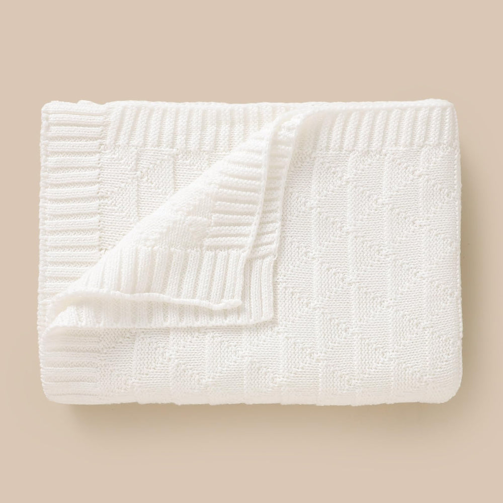 Wugugu machine washable baby blanket stays soft after washing