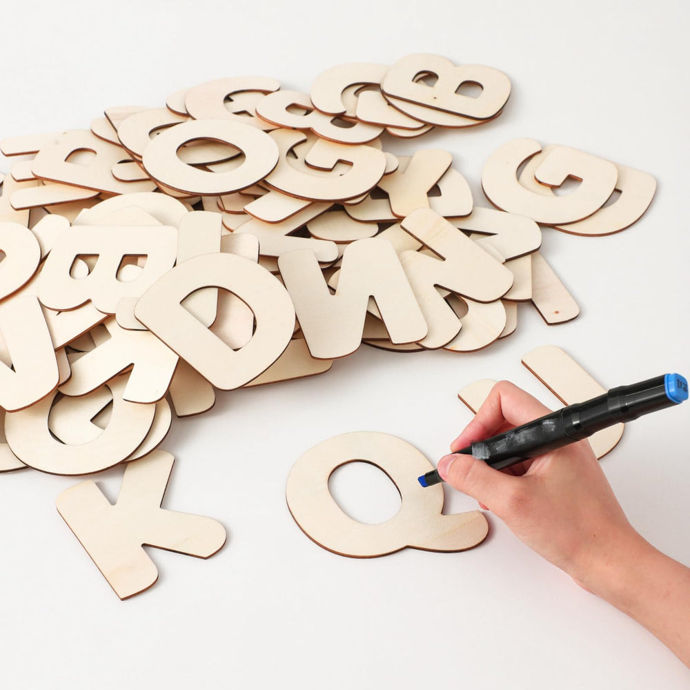 Xhqsulsclac A-Z unfinished letters ready for painting and spelling projects.